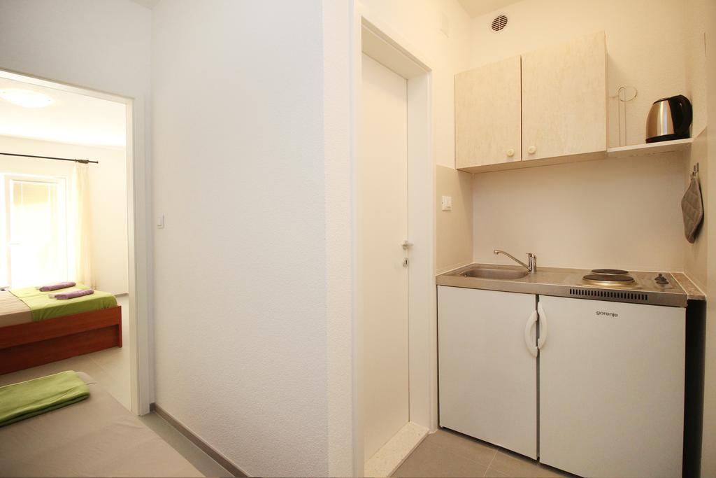 Stanicicke Apartments Baška Voda المظهر الخارجي الصورة